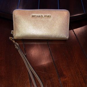 Michael Kors Gold Leather Wristlet Wallet